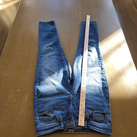 Universal Thread High Rise Stretch Skinny Jean Size 4 Waist 27 - Picture 4 of 12